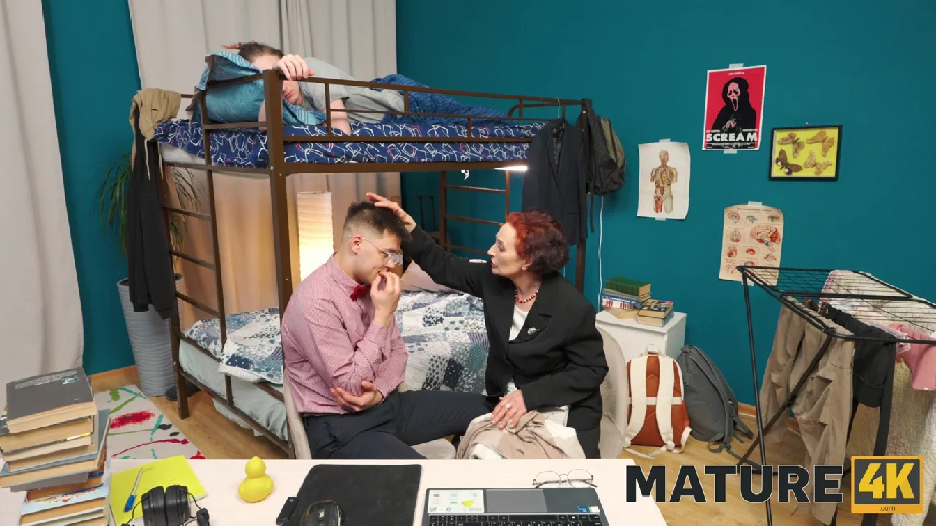 Preview of Mature4K Mimi Schwarz XXX